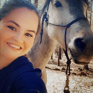 Meet your Posher, Brooke